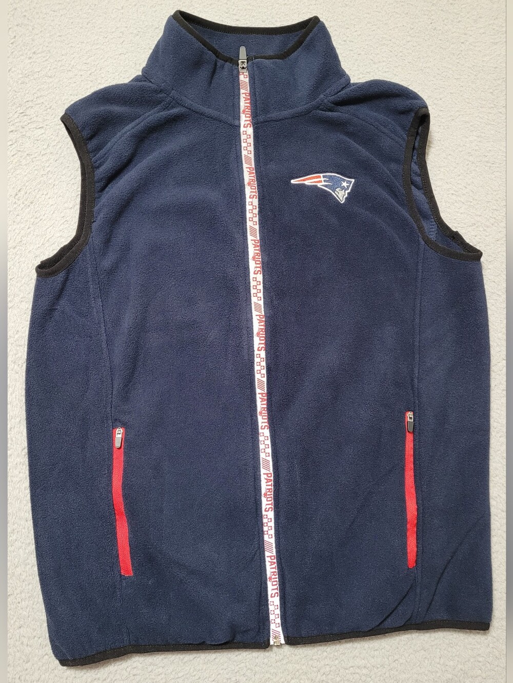 Patriots Blue Fleece Sleeveless Vest Small